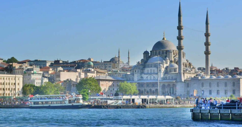 Best Mosques in Istanbul, Turkey: A Journey Through Sacred Architecture