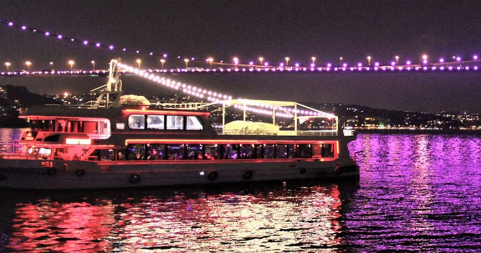 Bosphorus Dinner Cruises in Istanbul