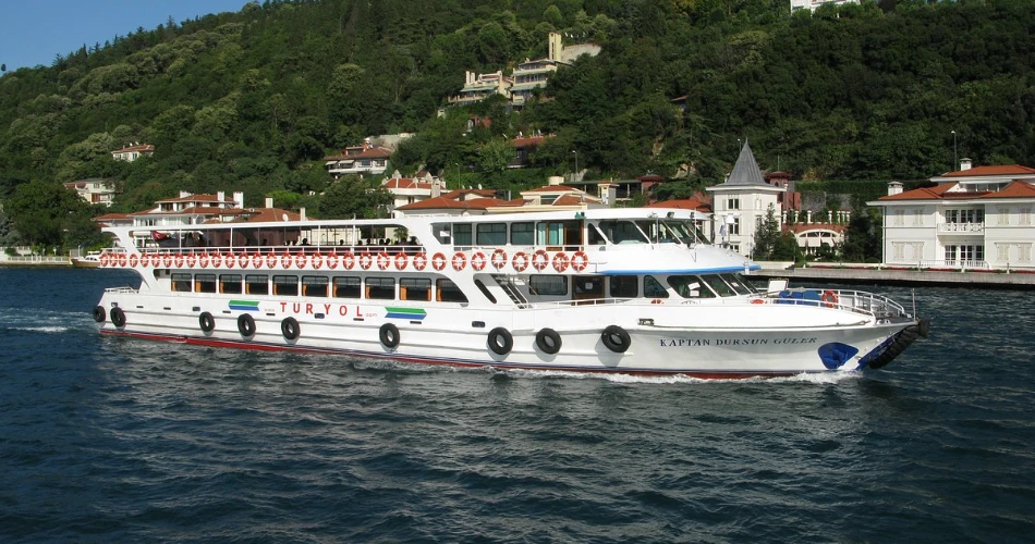 Bosphorus Dinner Cruises in Istanbul